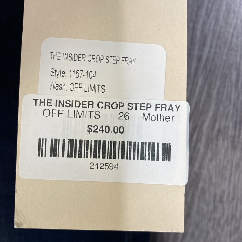 NWT MOTHER The Insider Crop Step Fray Jean in Off Limits - Picture 8 of 16